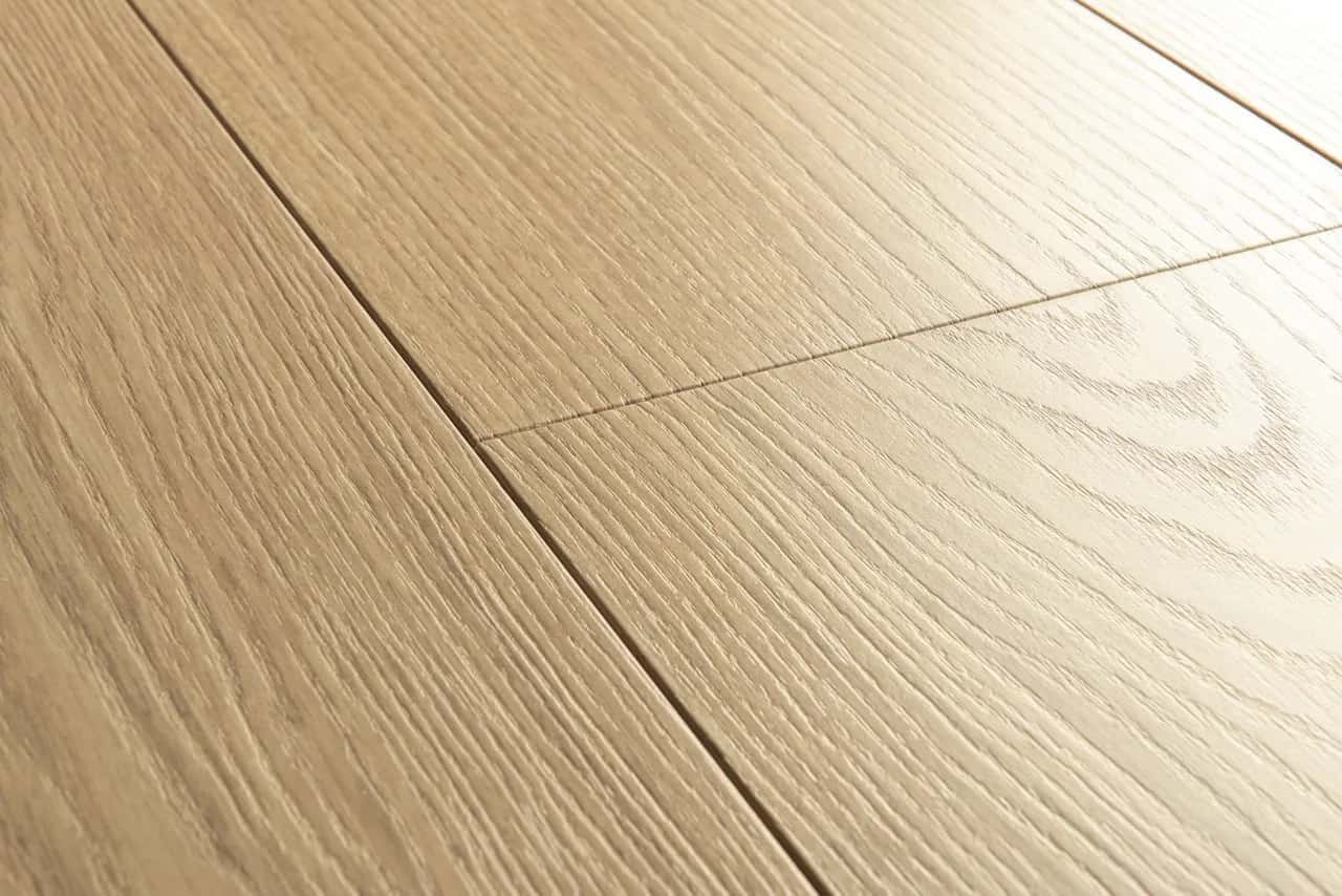 Beige varnished oak Laminate Capture