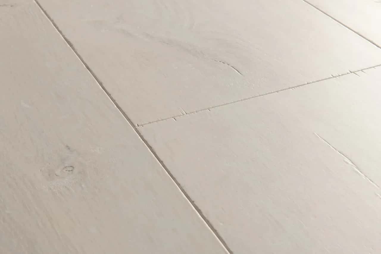 Soft patina oak Laminate Capture