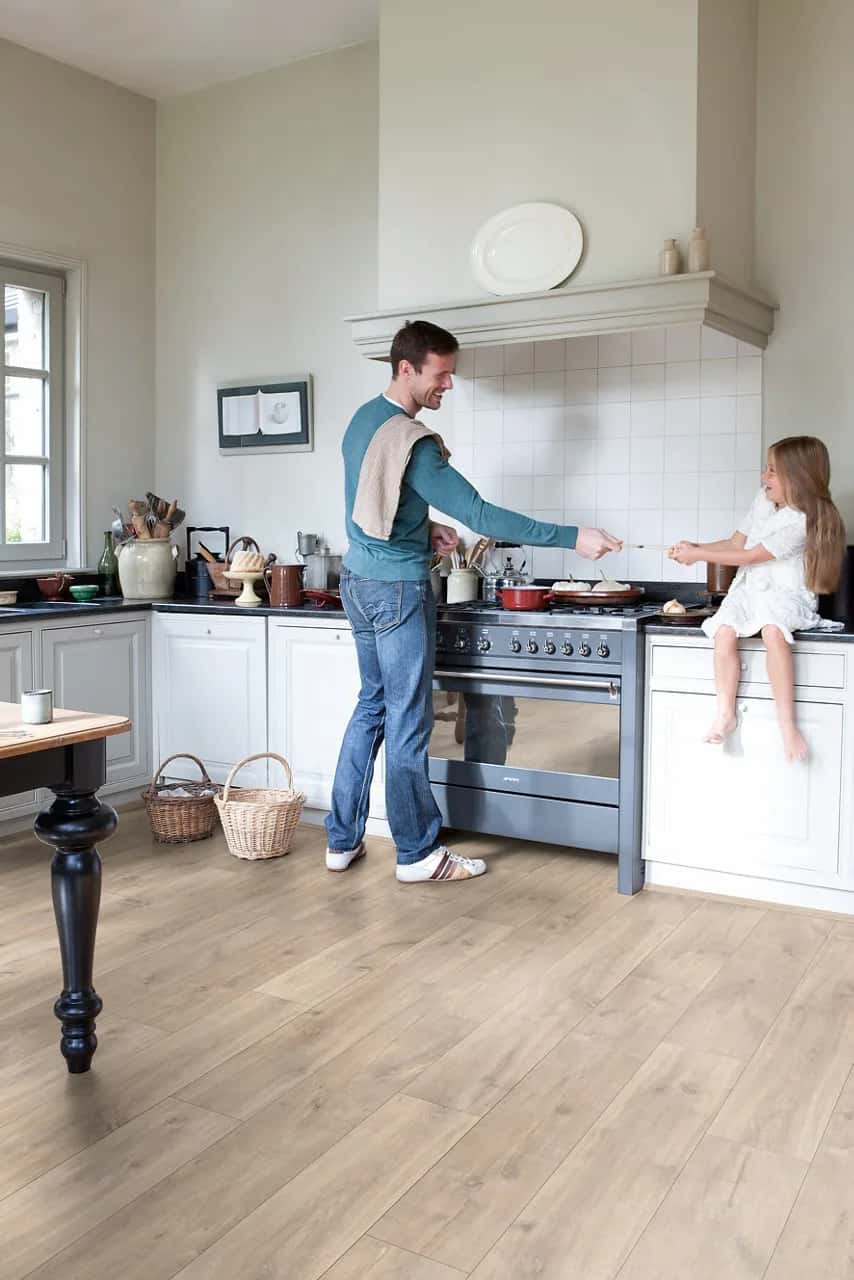 Havana oak natural with saw cuts Laminate Classic