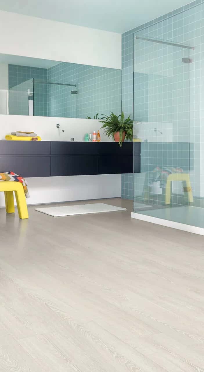 Patina classic oak light Laminate Impressive
