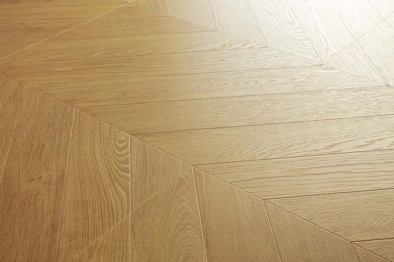 Chevron oak natural Laminate Impressive patterns