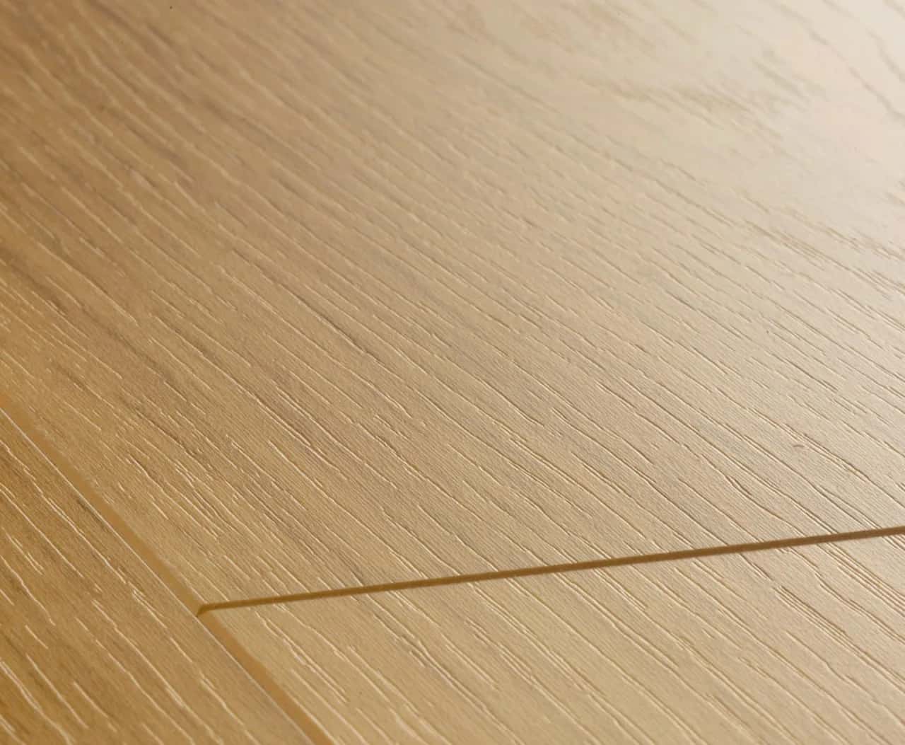 Natural varnished oak Laminate Largo