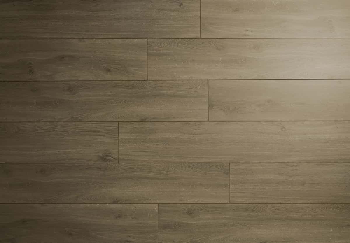 Montreux Oak