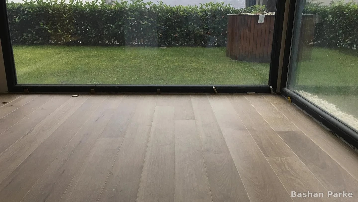 Parke Temizliği Nasıl Yapılır? Doğru Bakım Rehberi