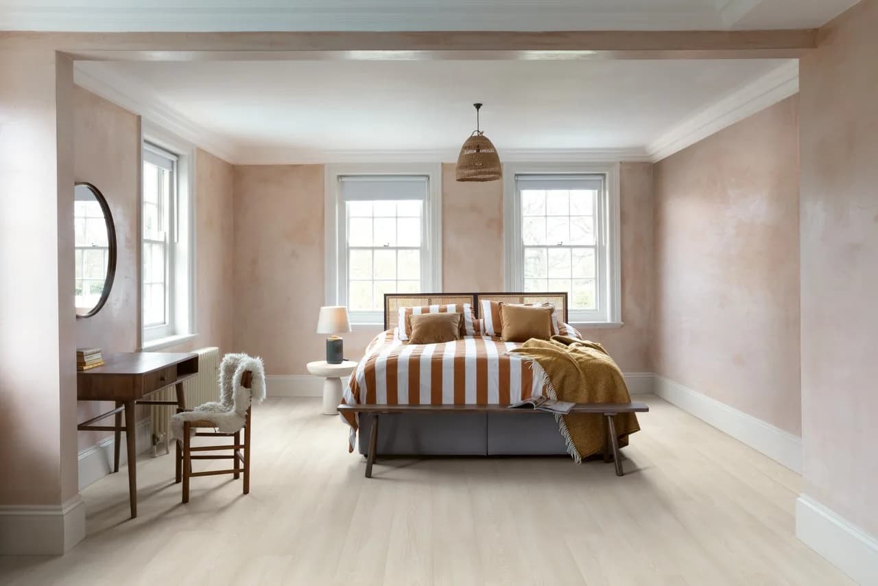 White premium oak Laminate Capture