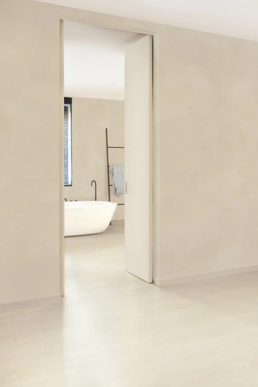 Frosty white oak Laminate Classic