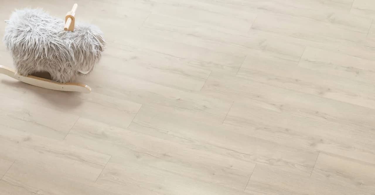Vivid grey oak Laminate Classic uygulama görünümü