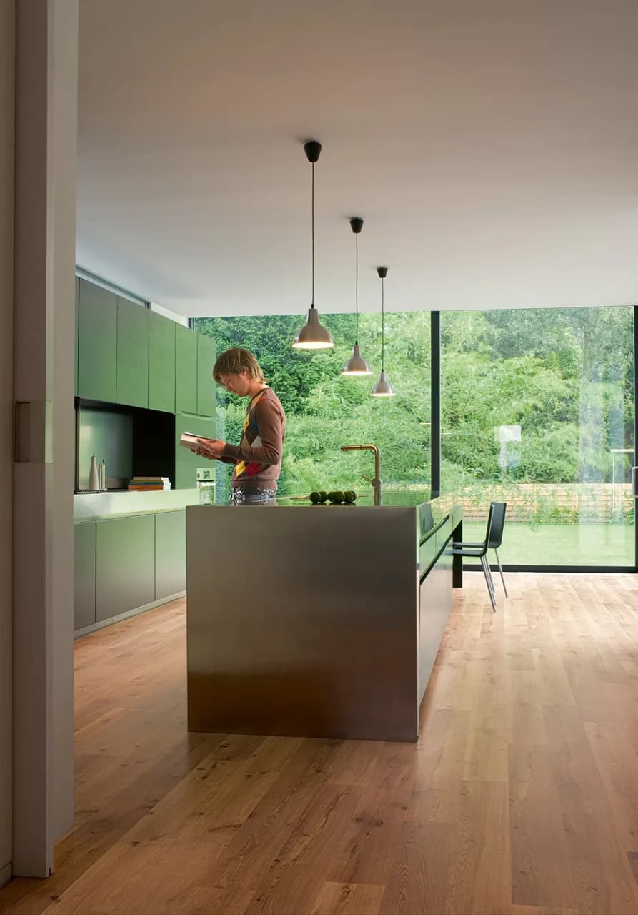 Vintage oak natural varnished Laminate Eligna