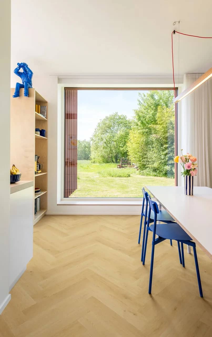 Nutmeg oak Laminate Impressive Design uygulama görünümü
