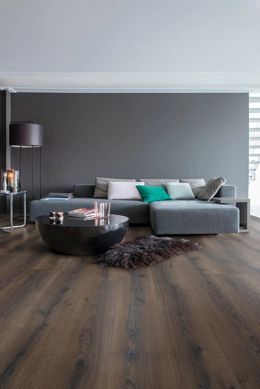 Desert oak brushed dark brown Laminate Majestic