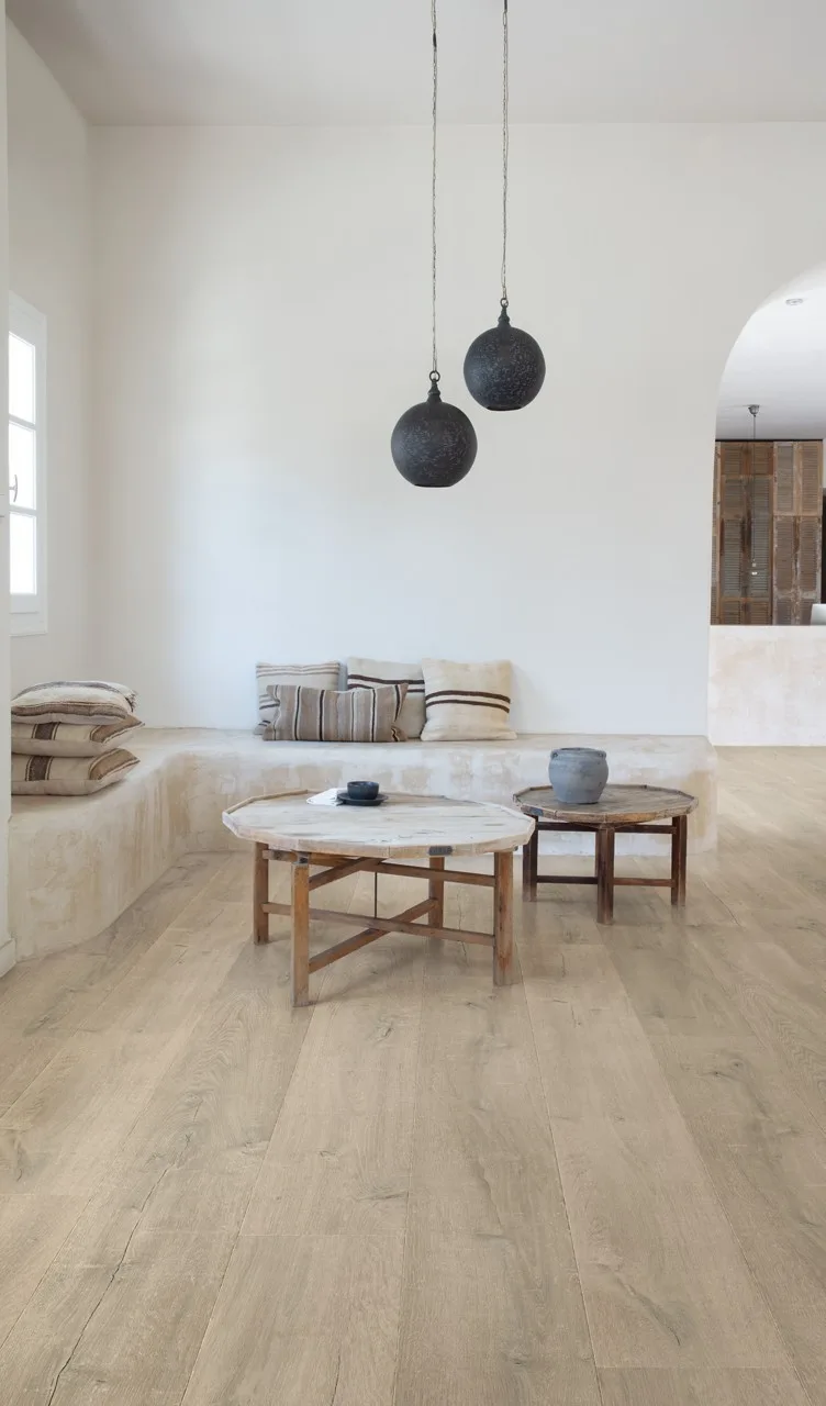 Patina oak brown Laminate Capture