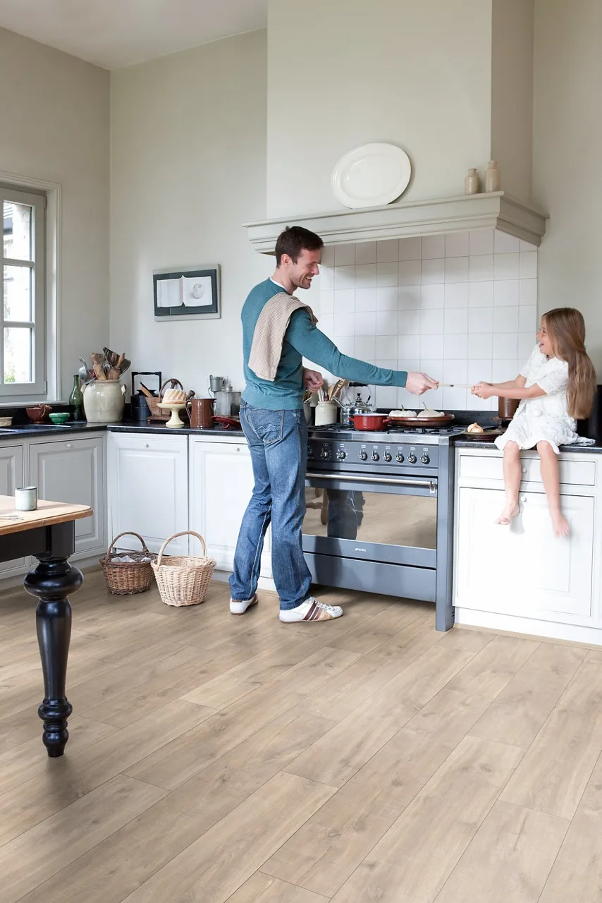 Havana oak natural with saw cuts Laminate Classic