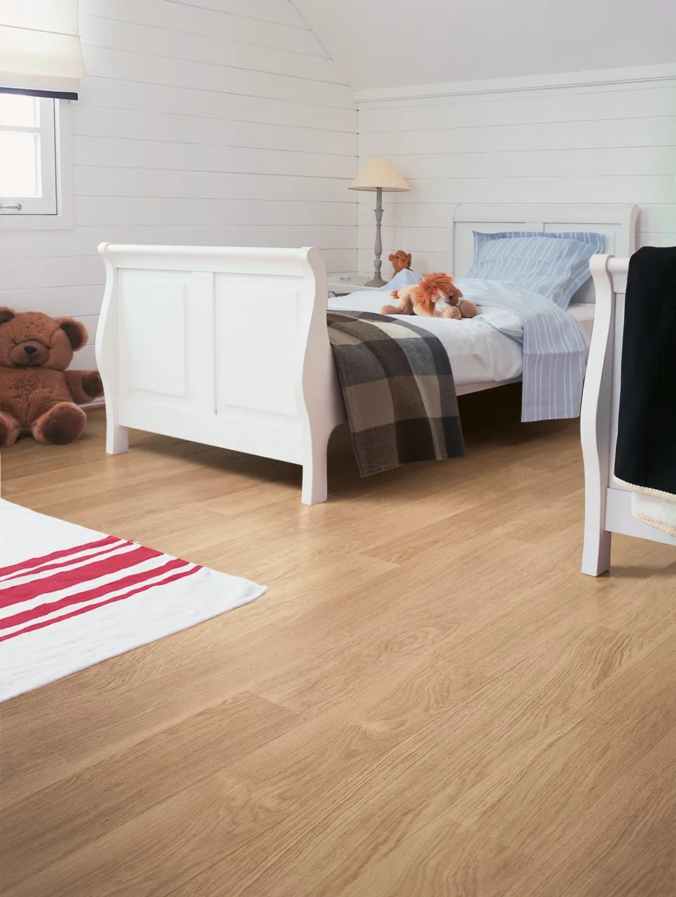 White varnished oak Laminate Eligna