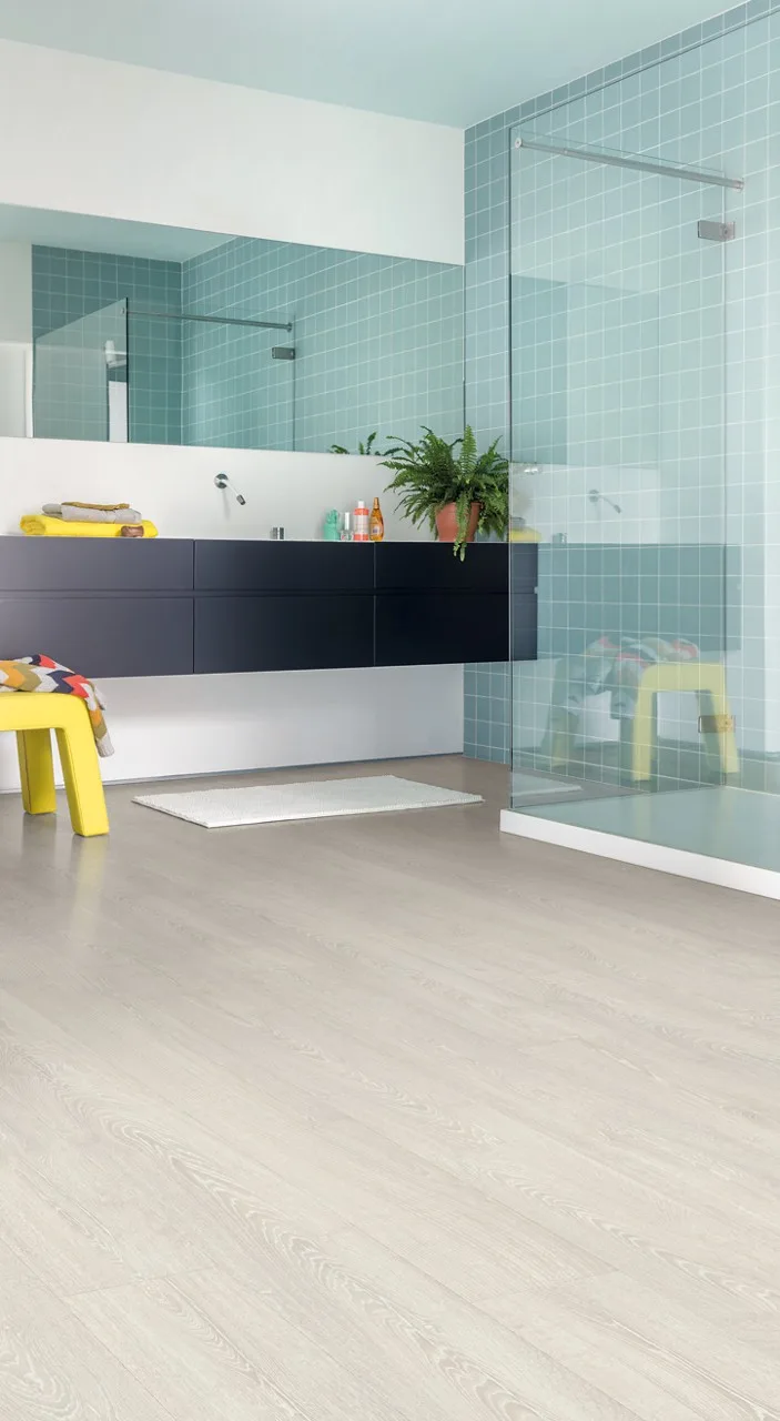 Patina classic oak light Laminate Impressive