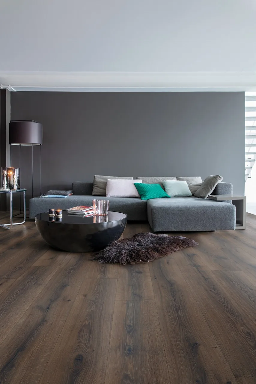 Desert oak brushed dark brown Laminate Majestic